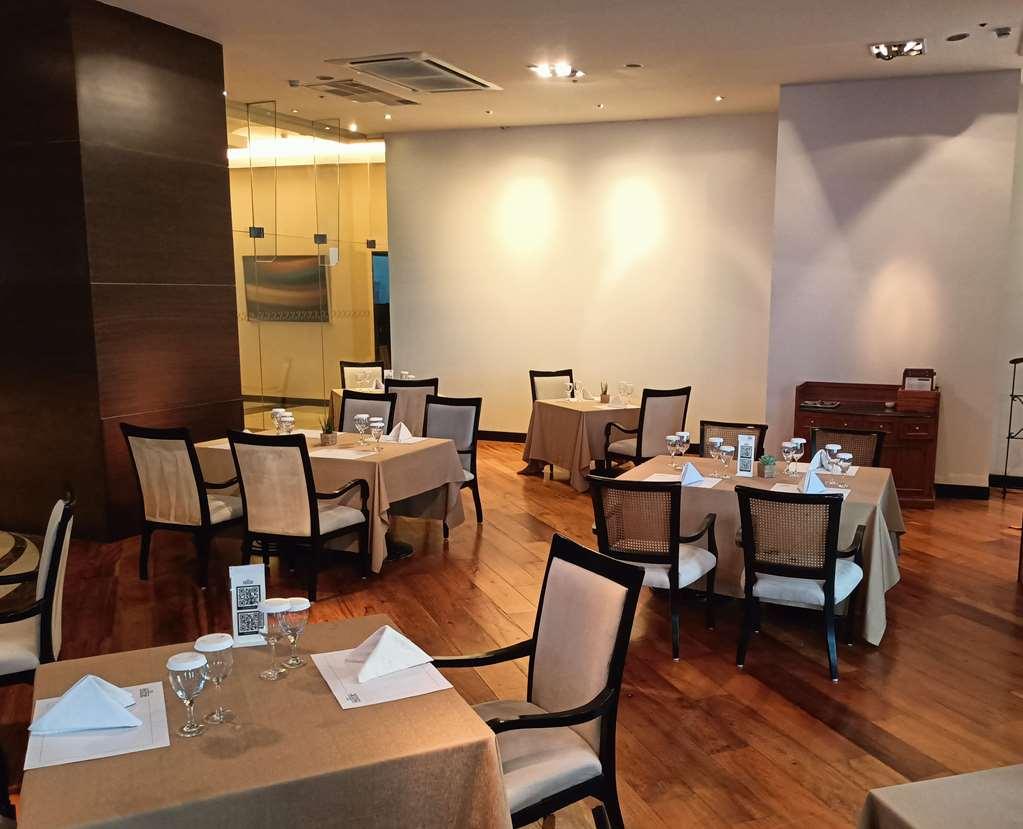 Discovery Suites Manila, Philippines Pásig Restaurante foto